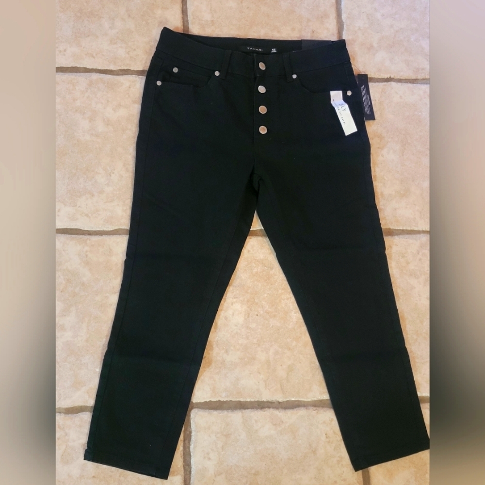 Tahari black crop jeans Emily 8/29